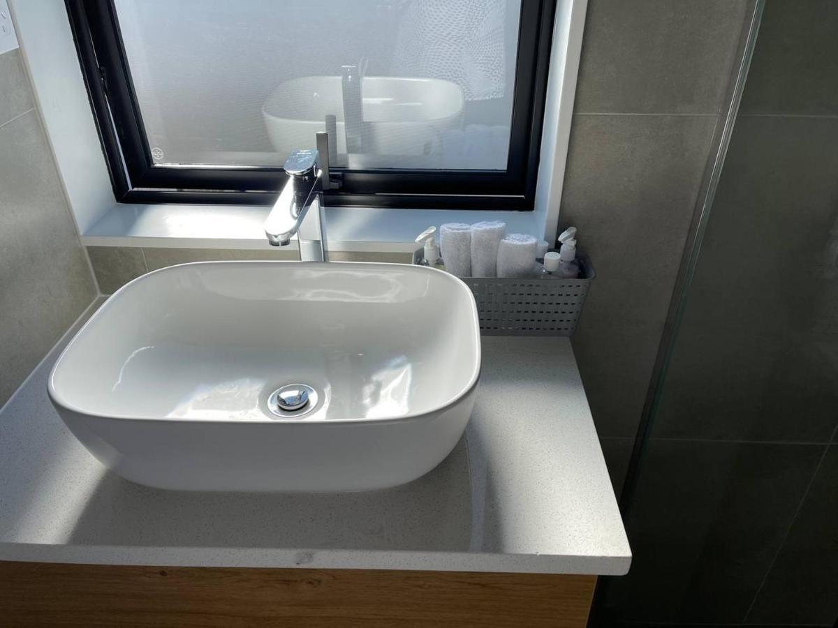 4 Bedroom Home Fully Furnished In Papakura, 오클랜드 외부 사진
